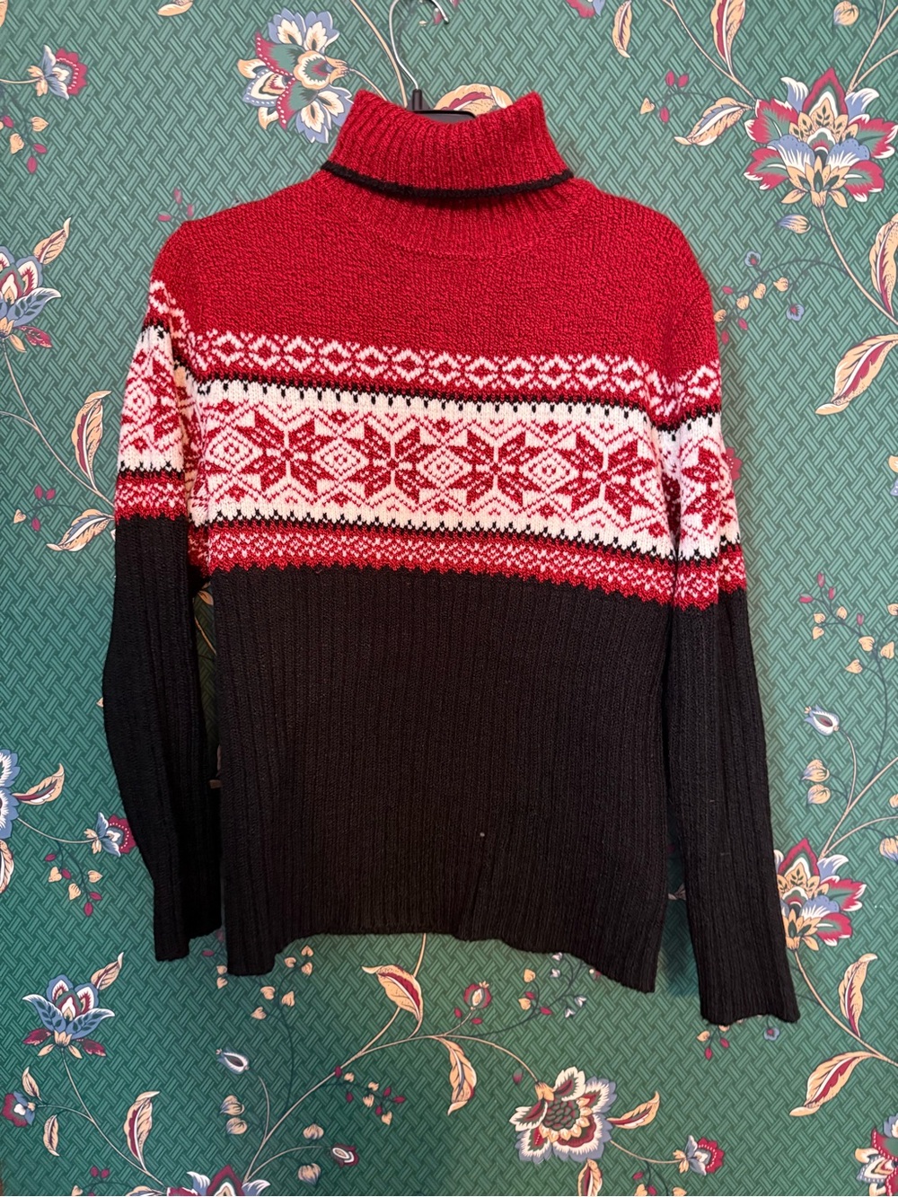 Carolyn Taylor Red, Black & White Fair Isle Turtleneck Sweater